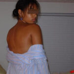 Black cochonne à Toulouse qui adore la fellation baveuse Black cochonne à Toulouse qui adore la fellation baveuse