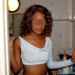 Femme coquine a envie de lécher de très grosses bites sur Chelles