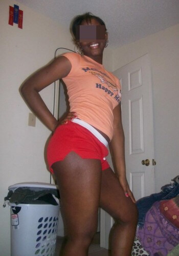 Black sexy qui cherche un mec à Reims