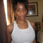 Métisse à grosse poitrine pour un plan q à Nice Métisse à grosse poitrine pour un plan q à Nice