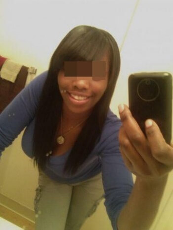 Nigérienne cherche un jeune homme sexy à sucer à Lille