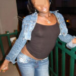 Fille célib aimerait pomper des longues pines à Chelles Fille célib aimerait pomper des longues pines à Chelles